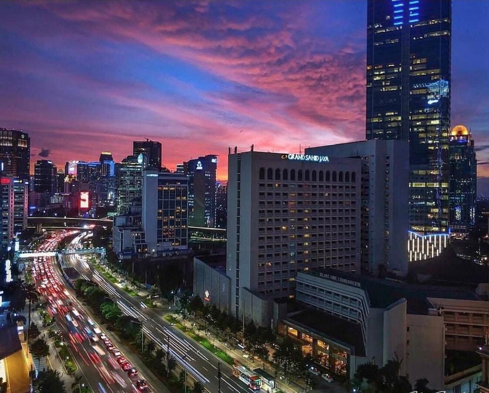 Grand Sahid Jaya Hotel Jakarta Exterior photo